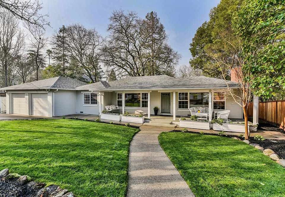 2nd image of 2113 Alice Ave