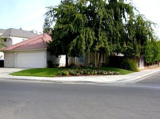 8344 N Sharon Ave, Fresno, CA