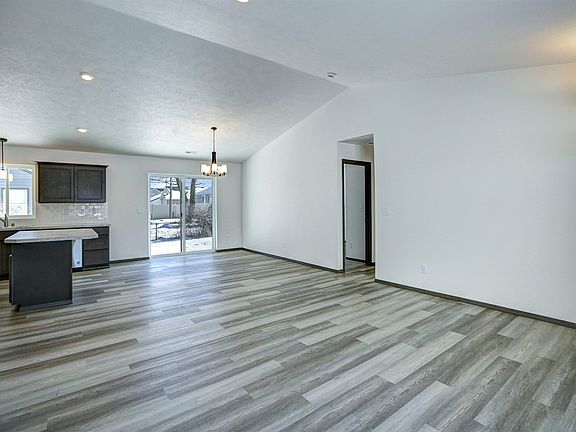4th image of 417 S Renick Pl