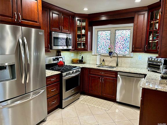 5th image of 15336 80th St