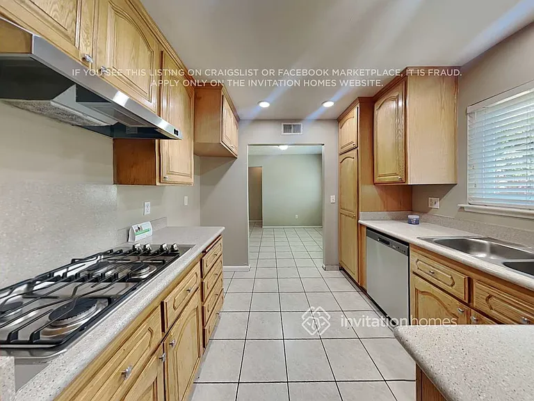 27331 Fisher St — Photo 7