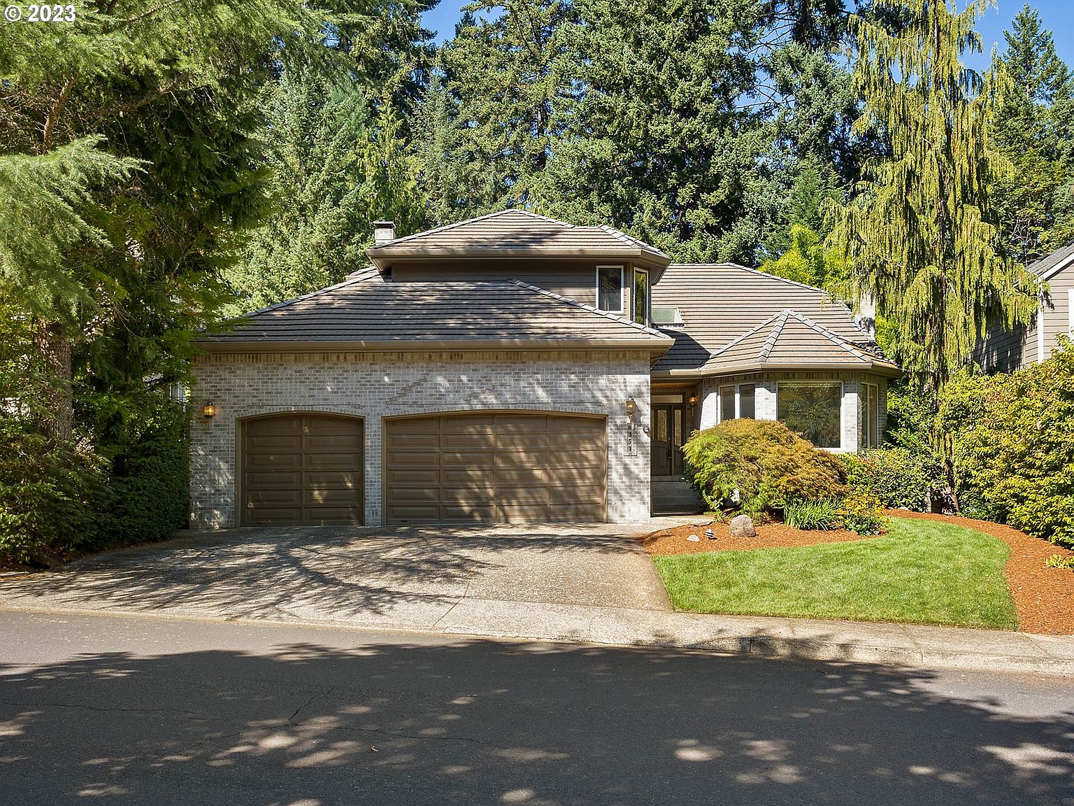 8351 SW Charlotte Dr, Beaverton, OR 97007 MLS 23203179 Zillow