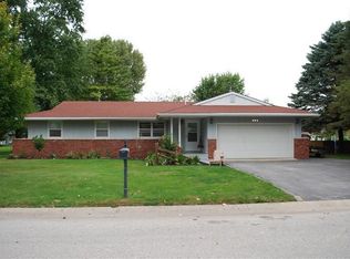 904 E Stewart Dr, Rensselaer, IN 47978