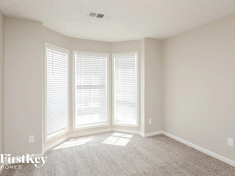 510 Sunnyside Dr — Photo 5