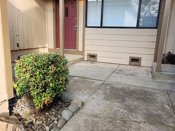 2nd image of 3290 La Canada Dr APT 3