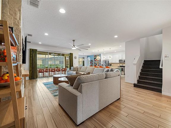 3rd image of 7009 OAKWOOD STREET