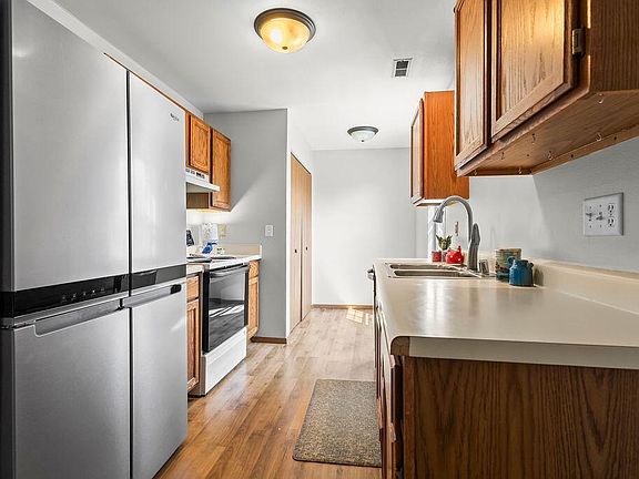 4th image of 505 Lake Bluff ROAD Unit C