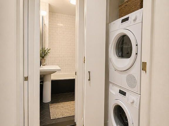 5th image of 63 Montague St APT 6R