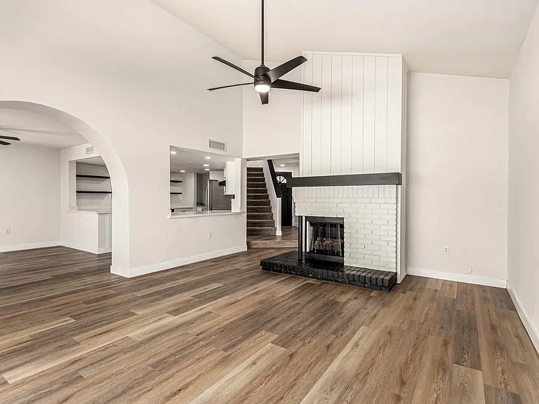 1538 E Laurel Ave — Photo 7