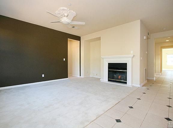 4th image of 32 Oak Grove Dr