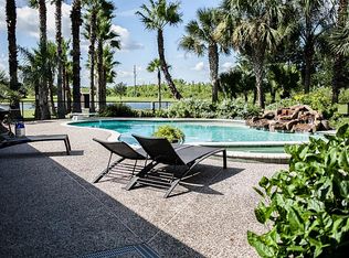 2 Song Bird Dr, Rosharon, TX 77583