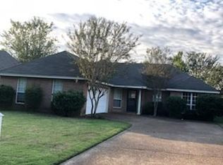 654 Timber Cv, Hernando, MS 38632