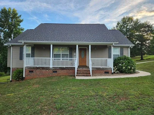 111 Shady Grove Est, Pickens, SC 29671