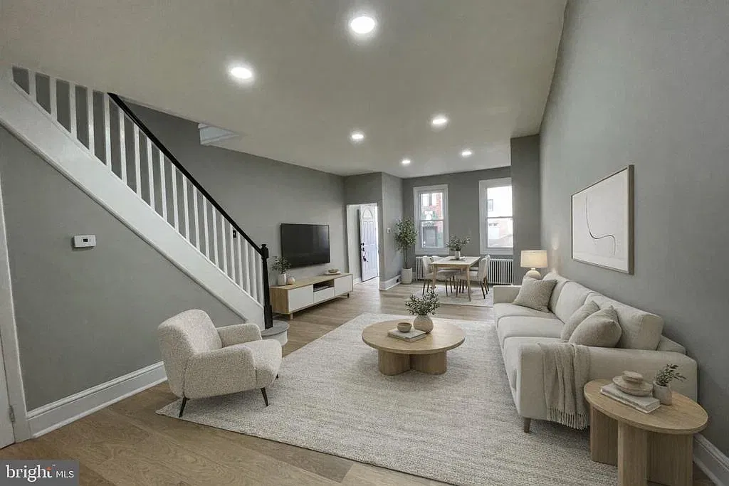 3 bed, 1170 sqft, $2,290 — Photo 1