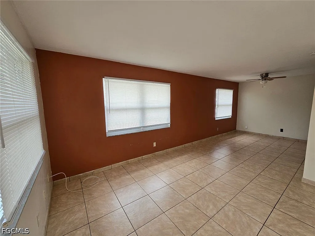 1 bed, 1.0 bath, 980 sqft, $1,095 — Photo 4