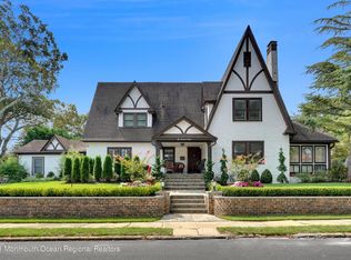 512 Woodland Rd, Allenhurst, NJ 07711