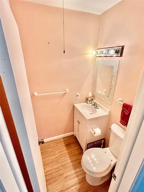 350 S Cypress Road #521, photo 4