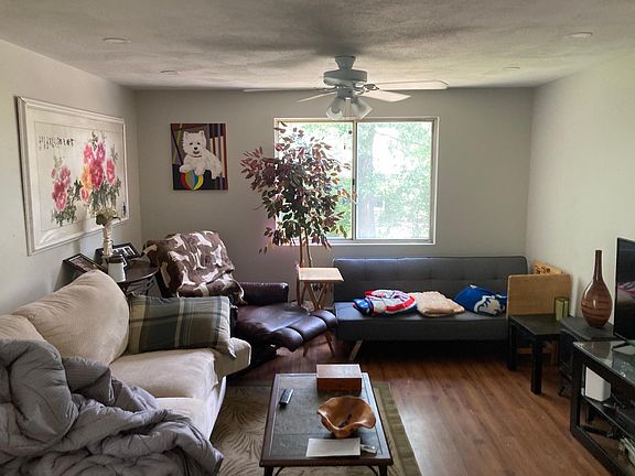 3rd image of 20 Tartaglia St Unit 3