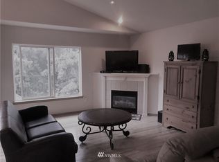 9101 S 160th Stct E, Puyallup, WA 98375