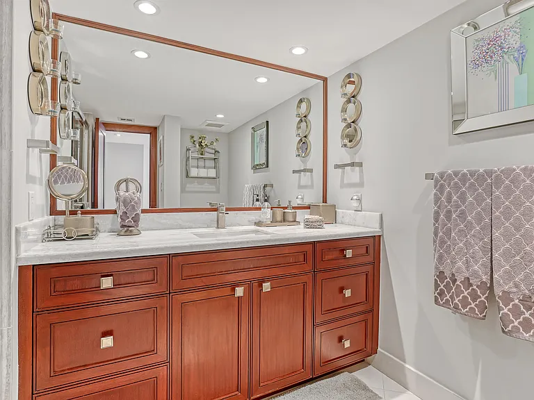 5200 N Ocean Dr #1902 — Photo 39