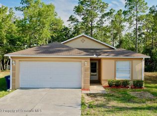 13210 English Fir Ct, Weeki Wachee, FL 34614