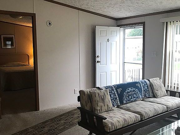 3rd image of 111 Kenneally Blvd
