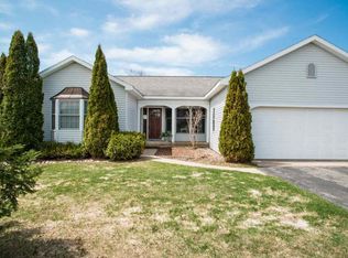 3942 Lorraine Dr, Petoskey, MI 49770