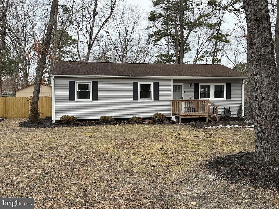 2nd image of 211 Kings Ln