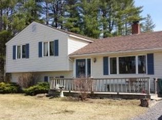 2416 New Boston Rd, Saint Johnsbury, VT 05819