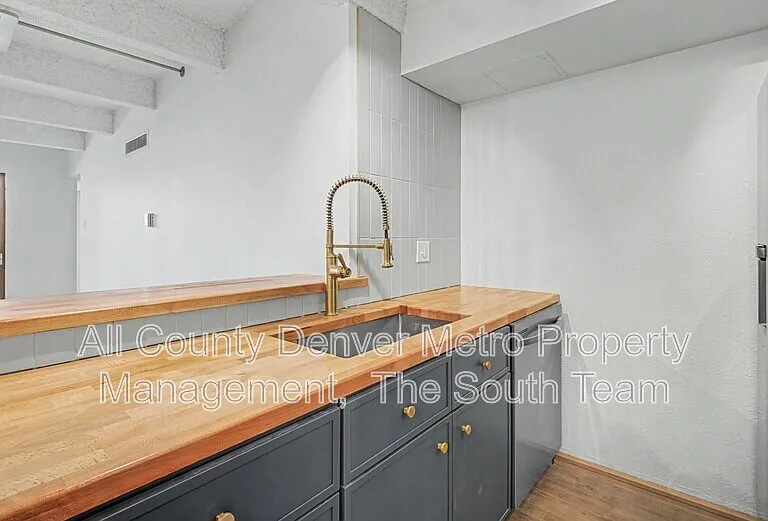 777 N Washington St #201 — Photo 8