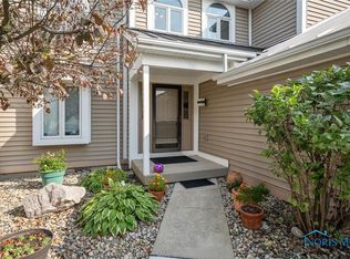 5503 Bay Shore Rd, Oregon, OH 43616