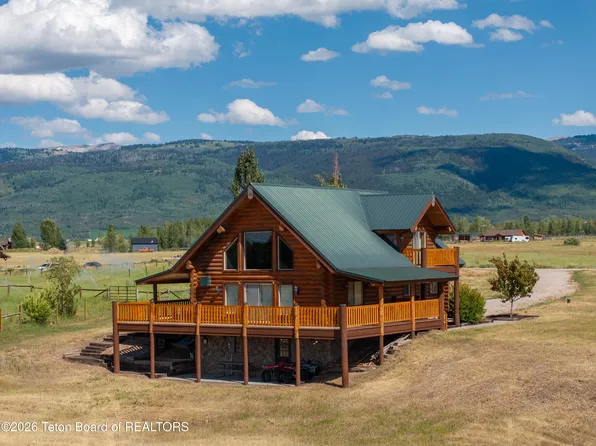 1102 Pine View Ln, Driggs, ID 83422