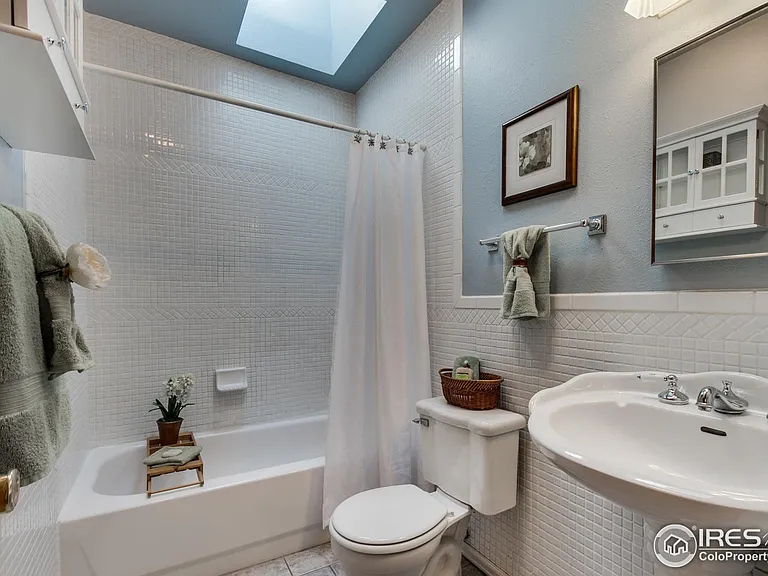 3449 Decatur St — Photo 3