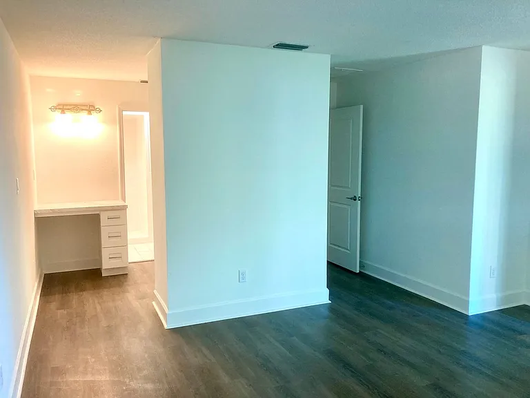 11499 W Bayshore Dr — Photo 24