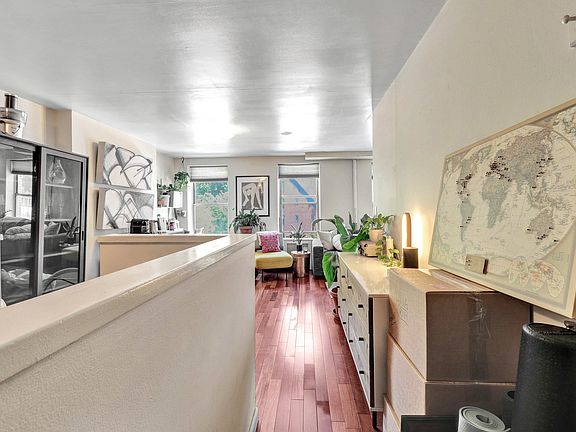 5th image of 273 1st Ave #2B