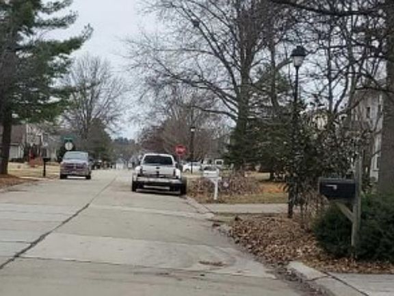 Exterior Neighborhood (street photo)