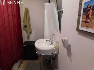 12 Kelly Rd #1, Cambridge, MA 02139