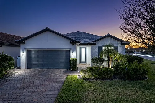 16000 Palmetto Prairie Dr Photo 1