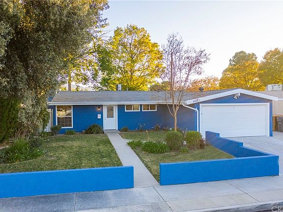 4th image of 19322 Newhouse St