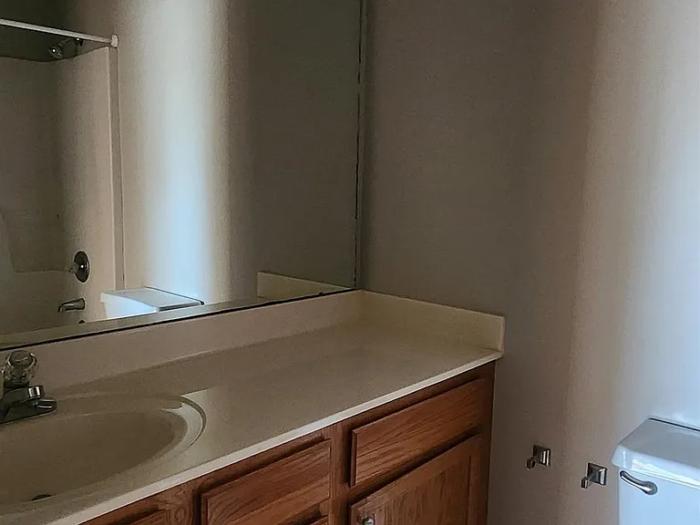 349 Waters Edge Ln — Photo 9