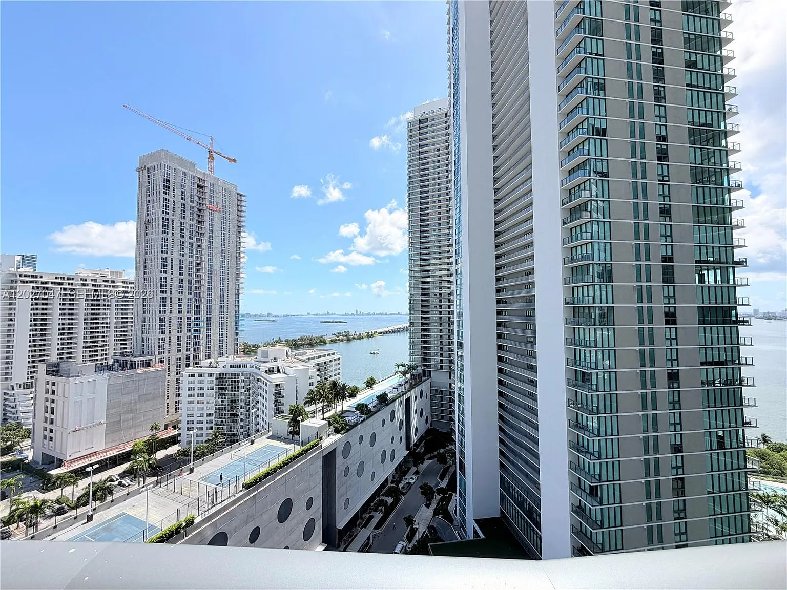 Paraiso Bayviews Condo — Photo 3