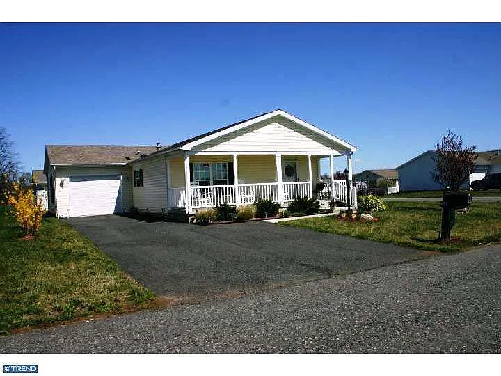101 Nuthatch Ct W photo 1