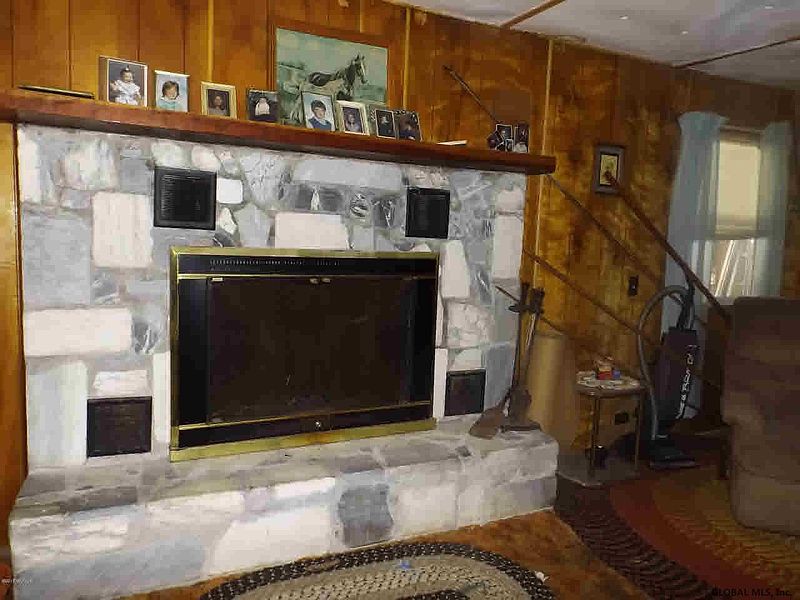 3rd image of 2458 S Moriah Road