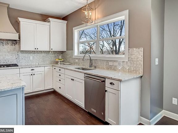 3rd image of 5765 Juneau Ln N