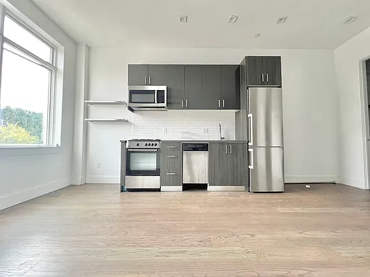 Rented by Doorway NYC, LLC | media 32