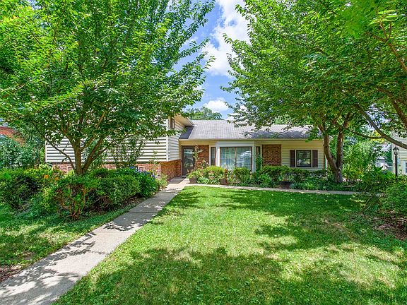 2nd image of 8508 Rivermont Dr