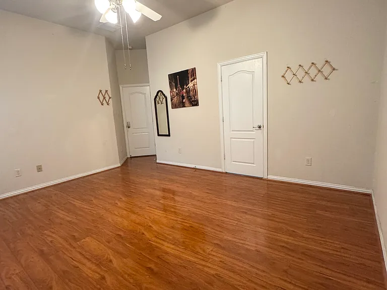 11931 Green Colling Park Dr — Photo 11
