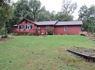 5479 W Edgewood Rd, Dixon, IL 61021