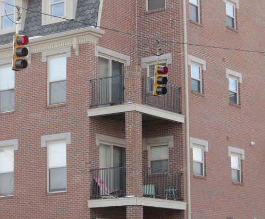 5th image of 203 E University Ave Unit 4A