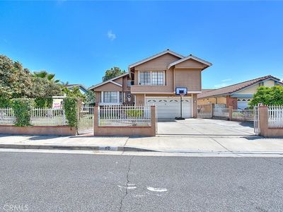 10 Skyline Ln, Pomona, CA, 91766